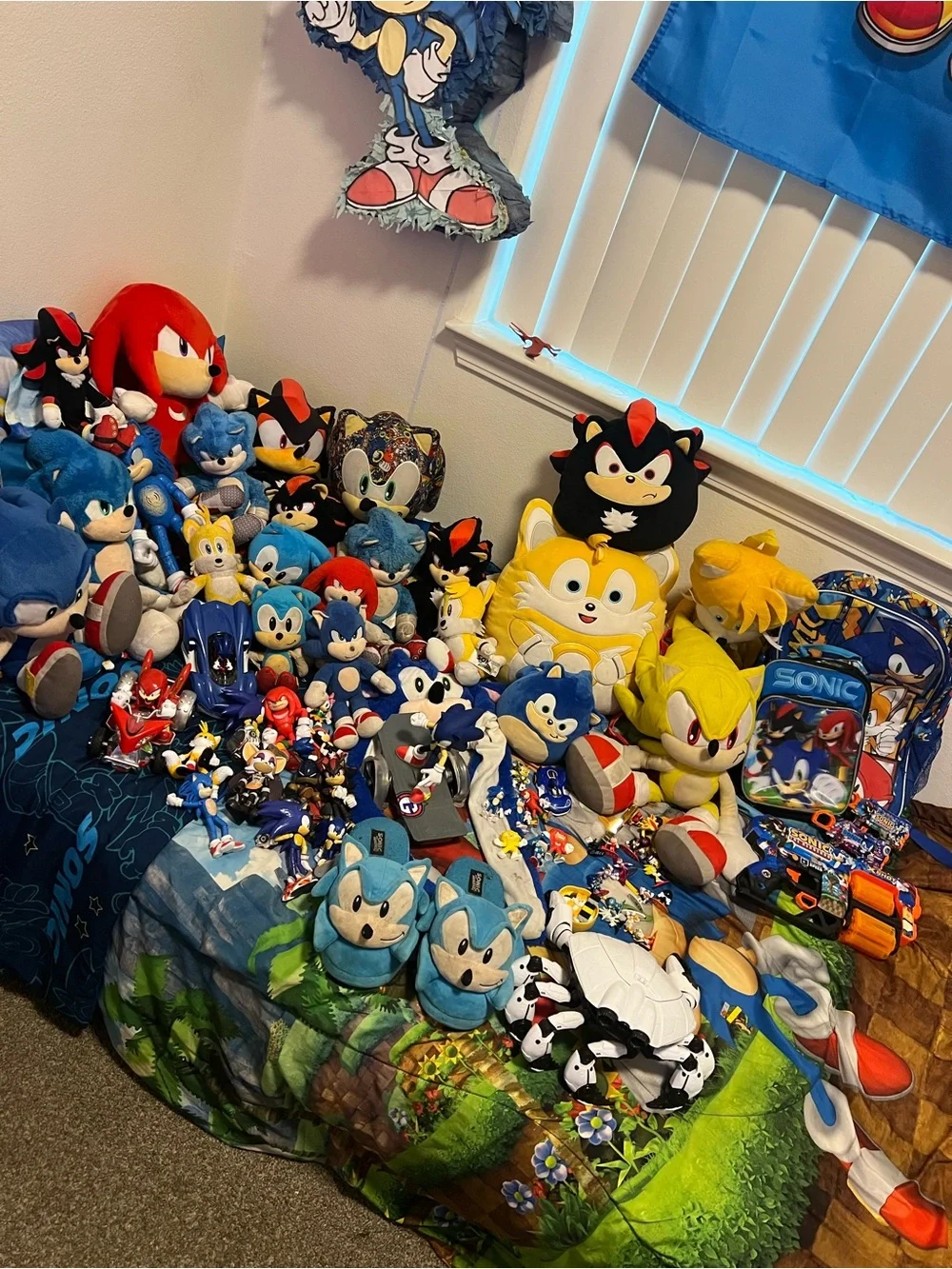 Huge Sonic Room bundle. 💙